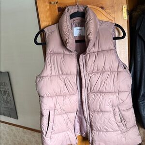 Old Navy Mauve Puffer Vest